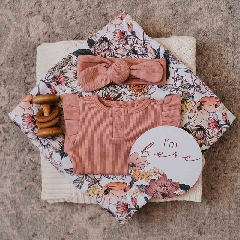 Best Gifts for Newborn Babies - Snuggle Hunny