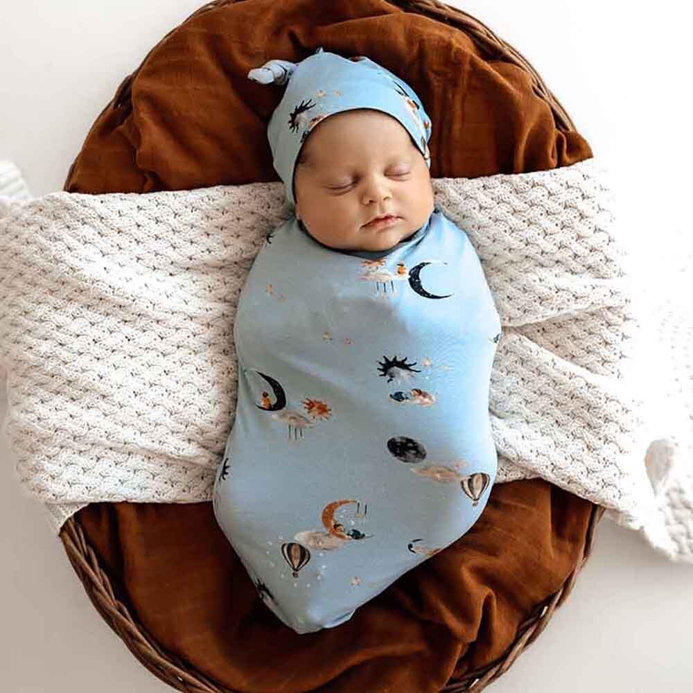 Dream Organic Baby Snuggle Swaddle & Beanie Snuggle Hunny