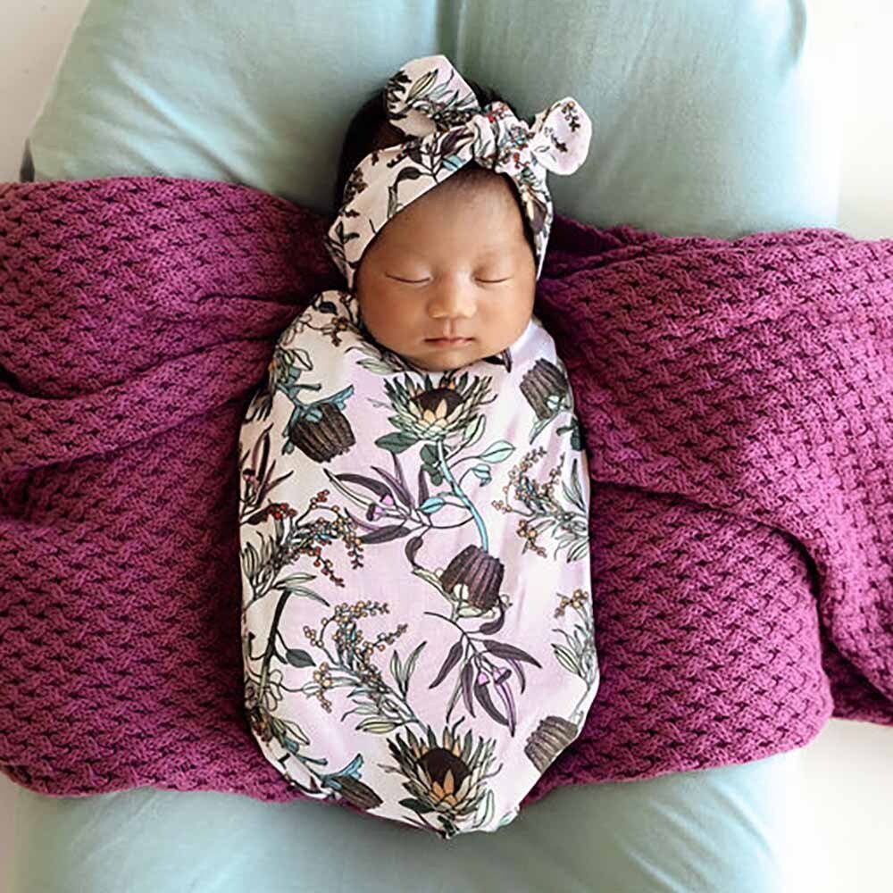 Banksia Organic Snuggle Swaddle & Topknot Set - View 1