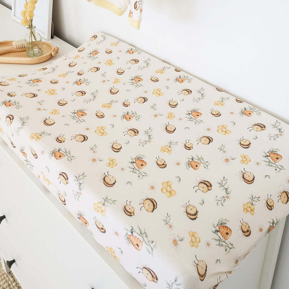 Bumblebees Organic Bassinet Sheet / Change Pad Cover - View 3