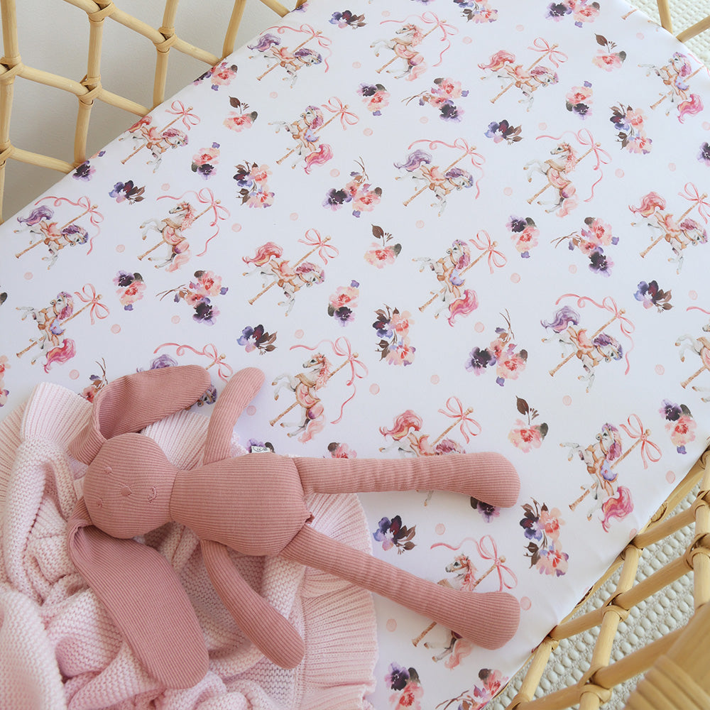 Carousel Organic Bassinet Sheet / Change Pad Cover - View 4