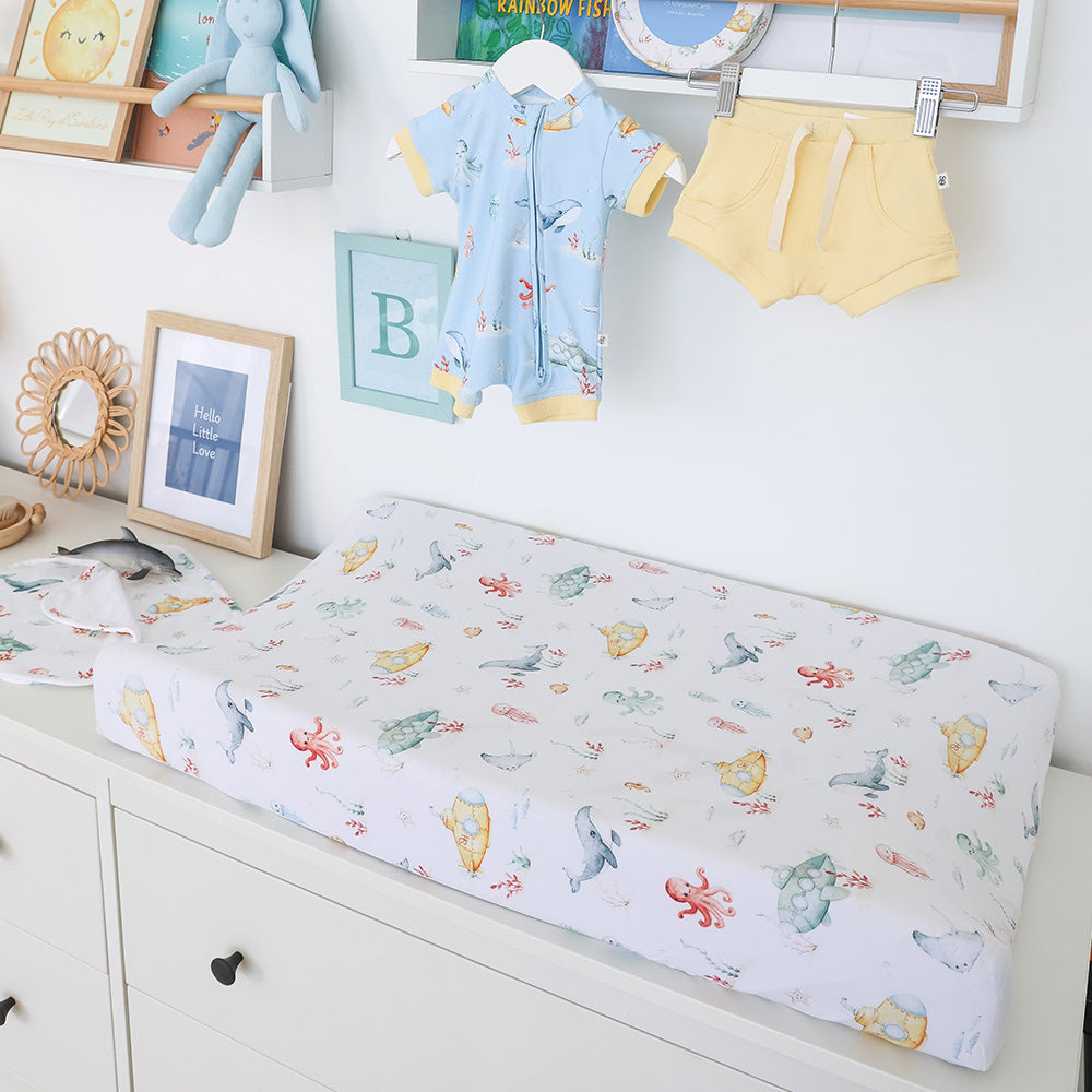 Little Subs Organic Bassinet Sheet / Change Pad Cover - View 3