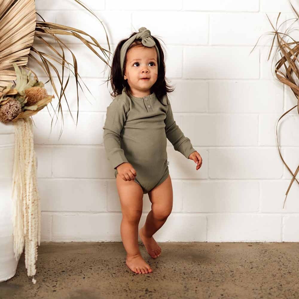 Baby girl bodysuit long sleeve hot sale