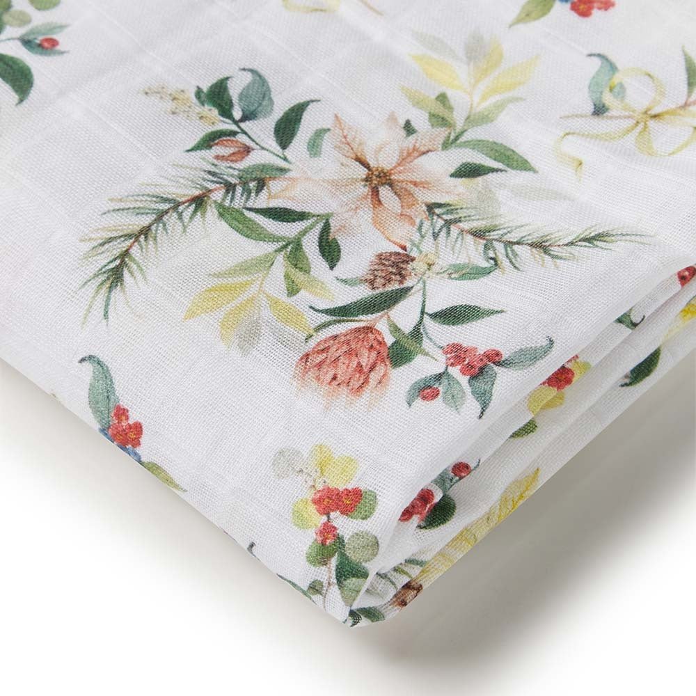 Festive Berry Organic Muslin Wrap - Limited Edition - View 2