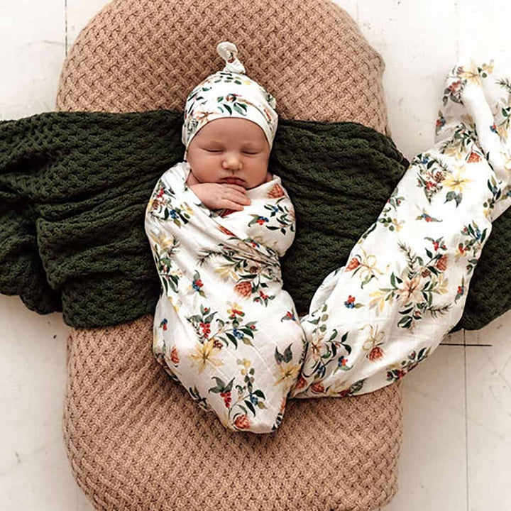 Nature Baby Muslin Wrap - Winter Berry Natural Print