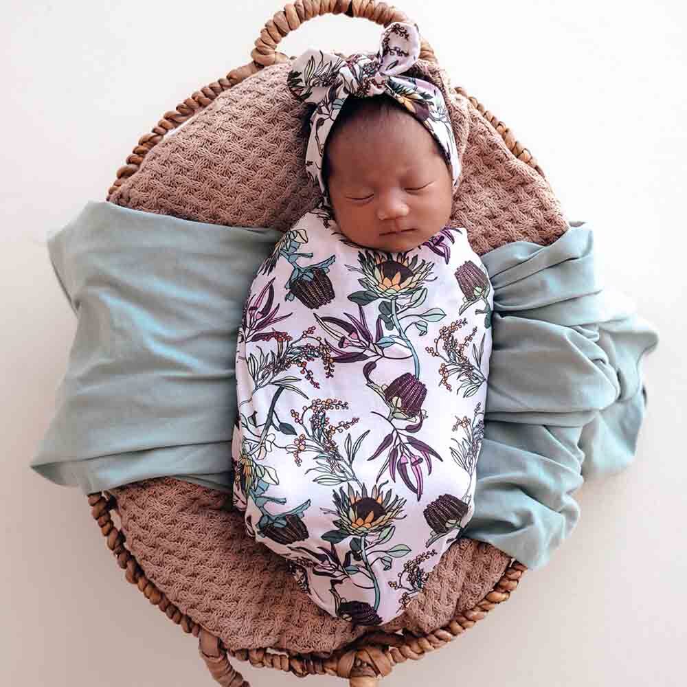 Banksia Organic Snuggle Swaddle & Topknot Set - View 3