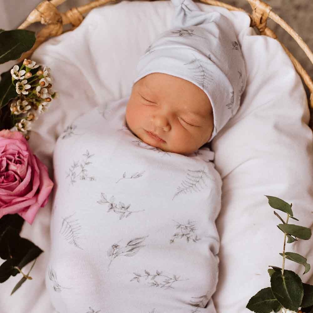 Silver Gum Snuggle Swaddle & Beanie Set - View 7
