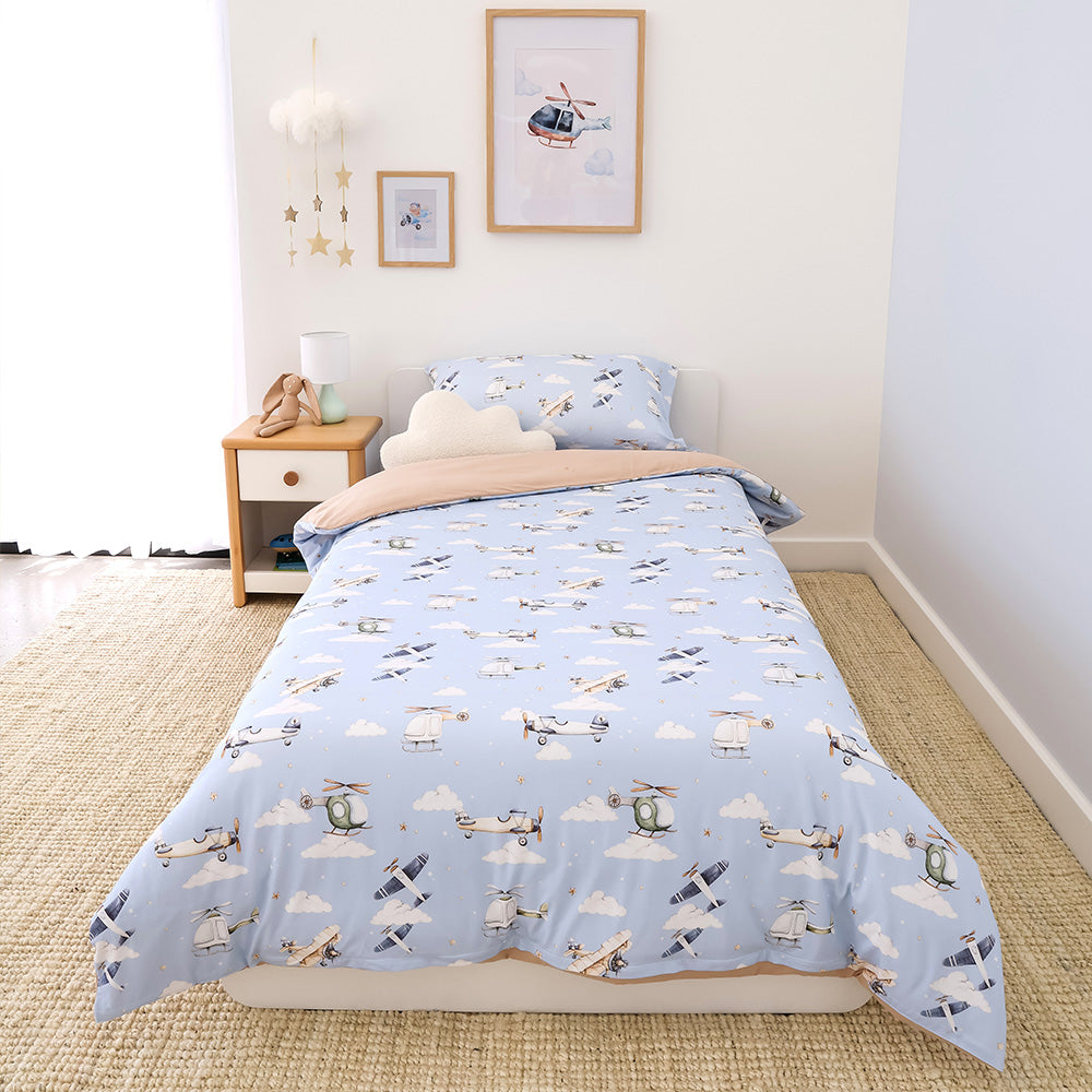 Taking Flight Organic Cotton Quilt Cover - View 5